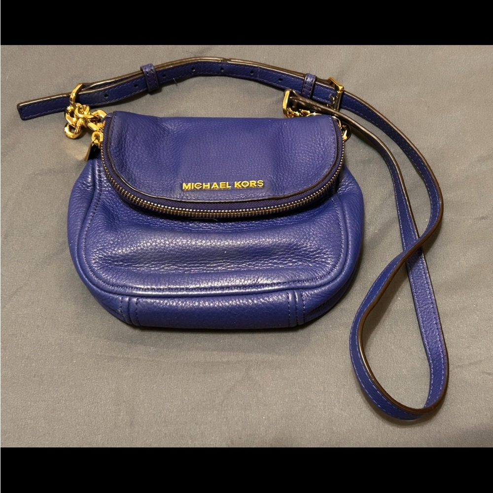 MICHAEL KORS Pebbled Leather Crossbody in Deep Blue with Gold Hardware